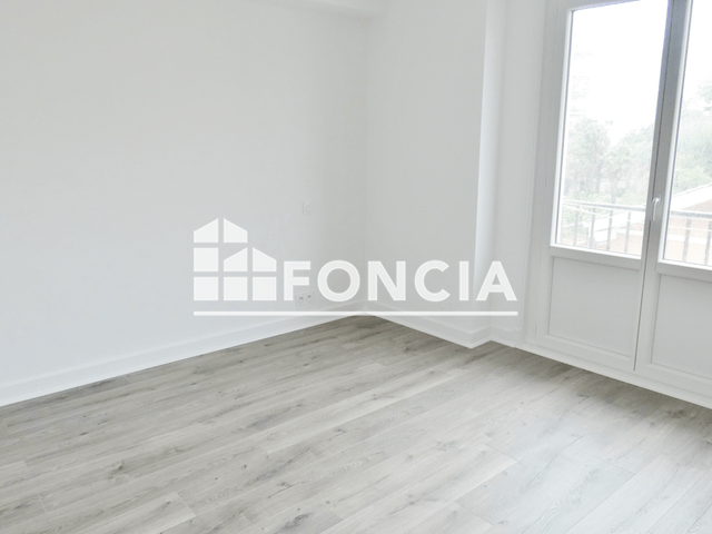 Appartement 4 pièces (107.63 m²) à louer - Hendaye (64700)