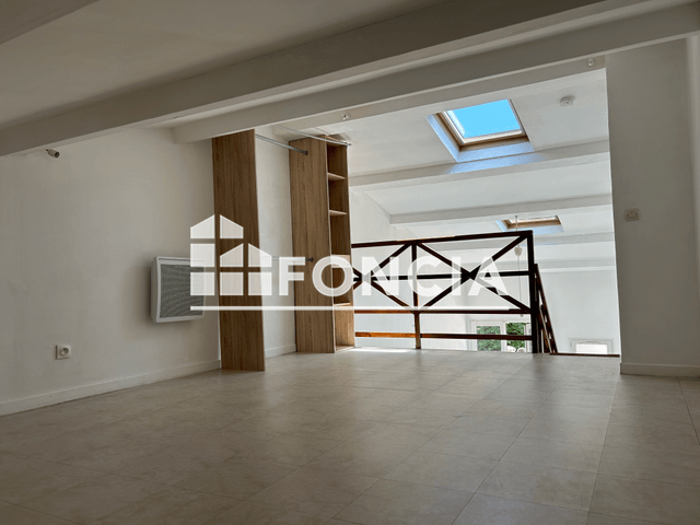 Studio (33.33 m²) à louer - Tonnay Charente (17430)