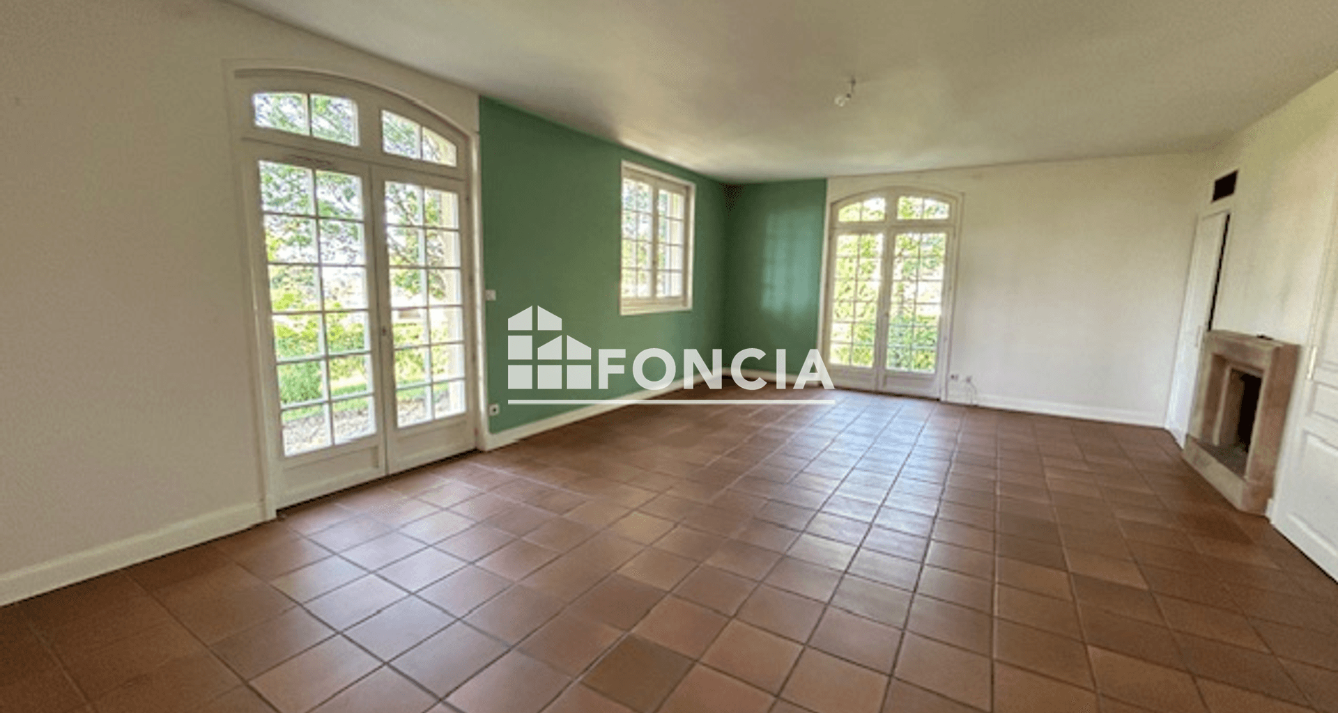 Maison 6 pièces (194.47 m²) à louer - Saint-didier-au-mont-d'or (69370)