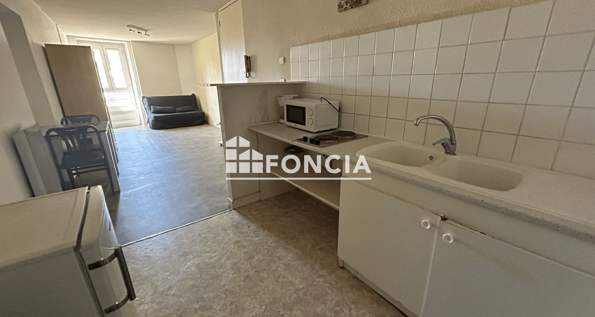 Studio meublé (28.61 m²) à louer - Roanne (42300)