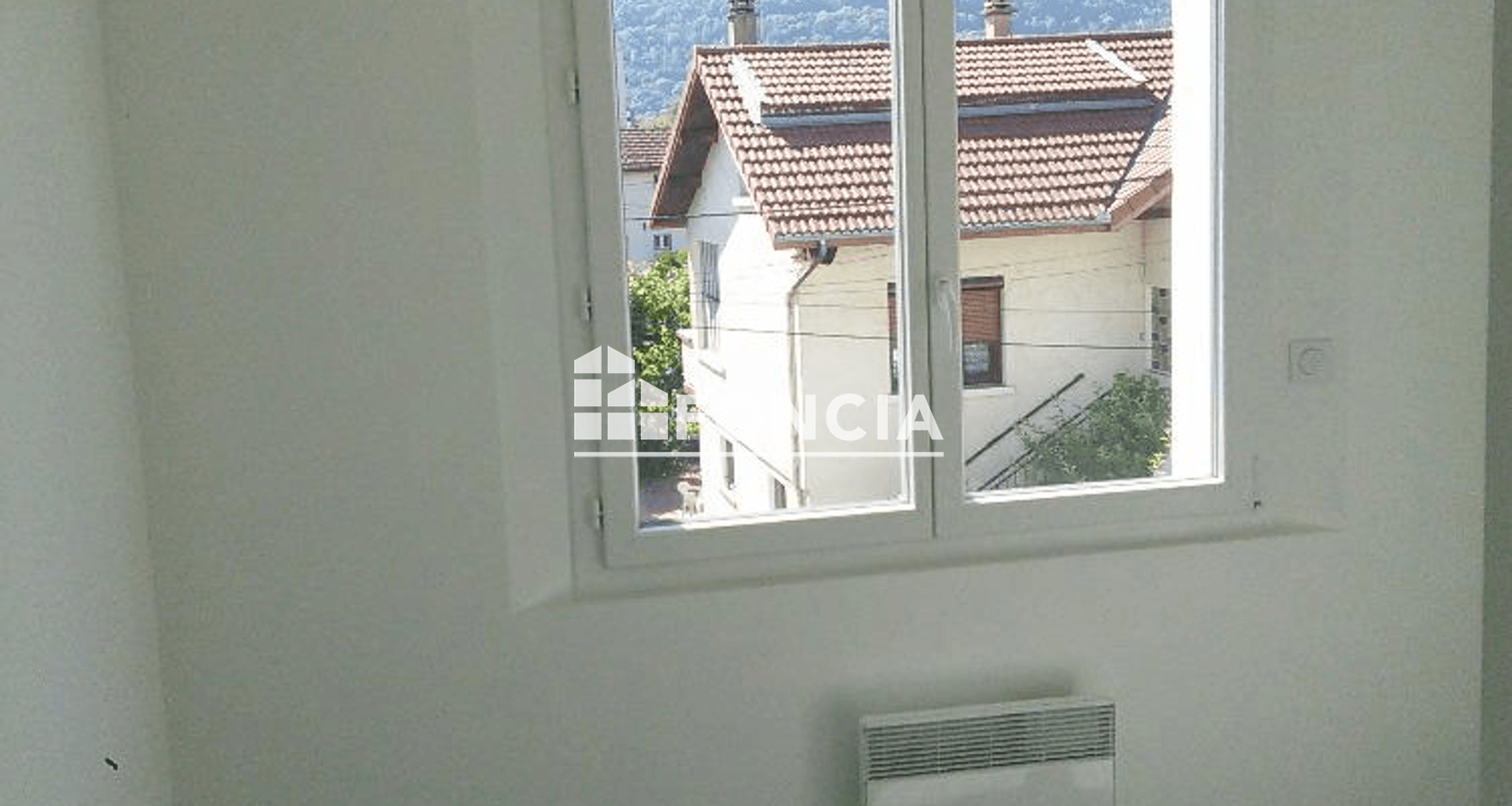 Appartement 2 pièces (42.02 m²) à louer - Saint-martin-d'hères (38400)