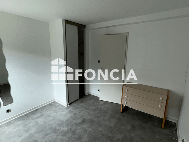 Appartement 2 pièces (30.29 m²) à louer - Villers Les Nancy (54600)