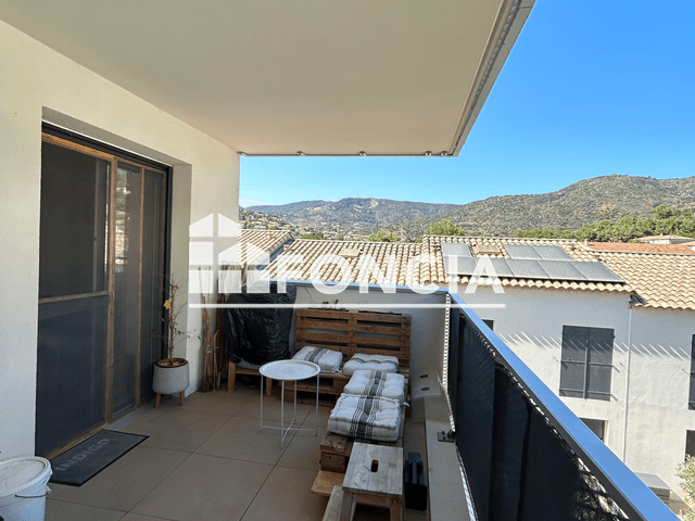 Appartement 2 pièces (47.96 m²) à louer - Le Lavandou (83980)