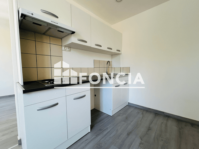 Studio (32 m²) à louer - Toulon Cedex (83000)