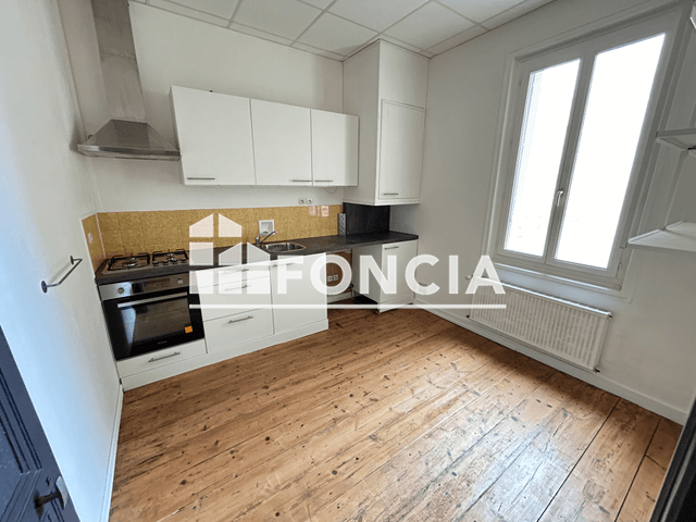Appartement 2 pièces (48.7 m²) à louer - Rochefort (17300)