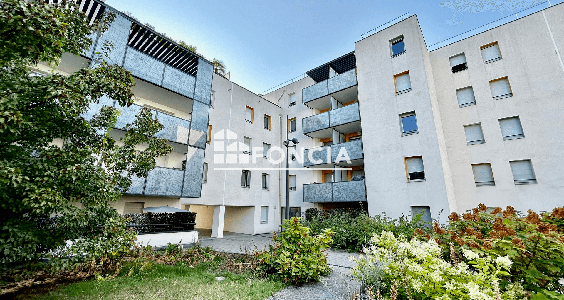 Appartement meublé 2 pièces (38.48 m²) à louer - Vénissieux (69200)