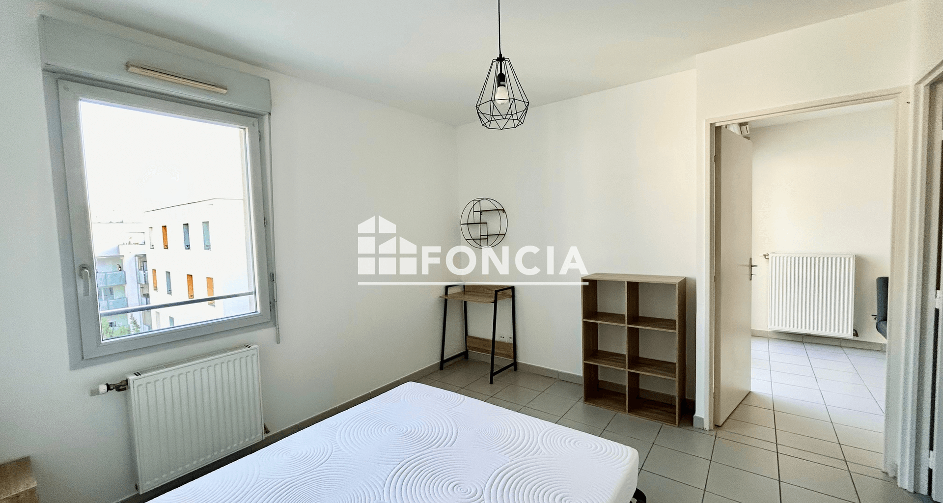 Appartement meublé 2 pièces (38.48 m²) à louer - Vénissieux (69200)