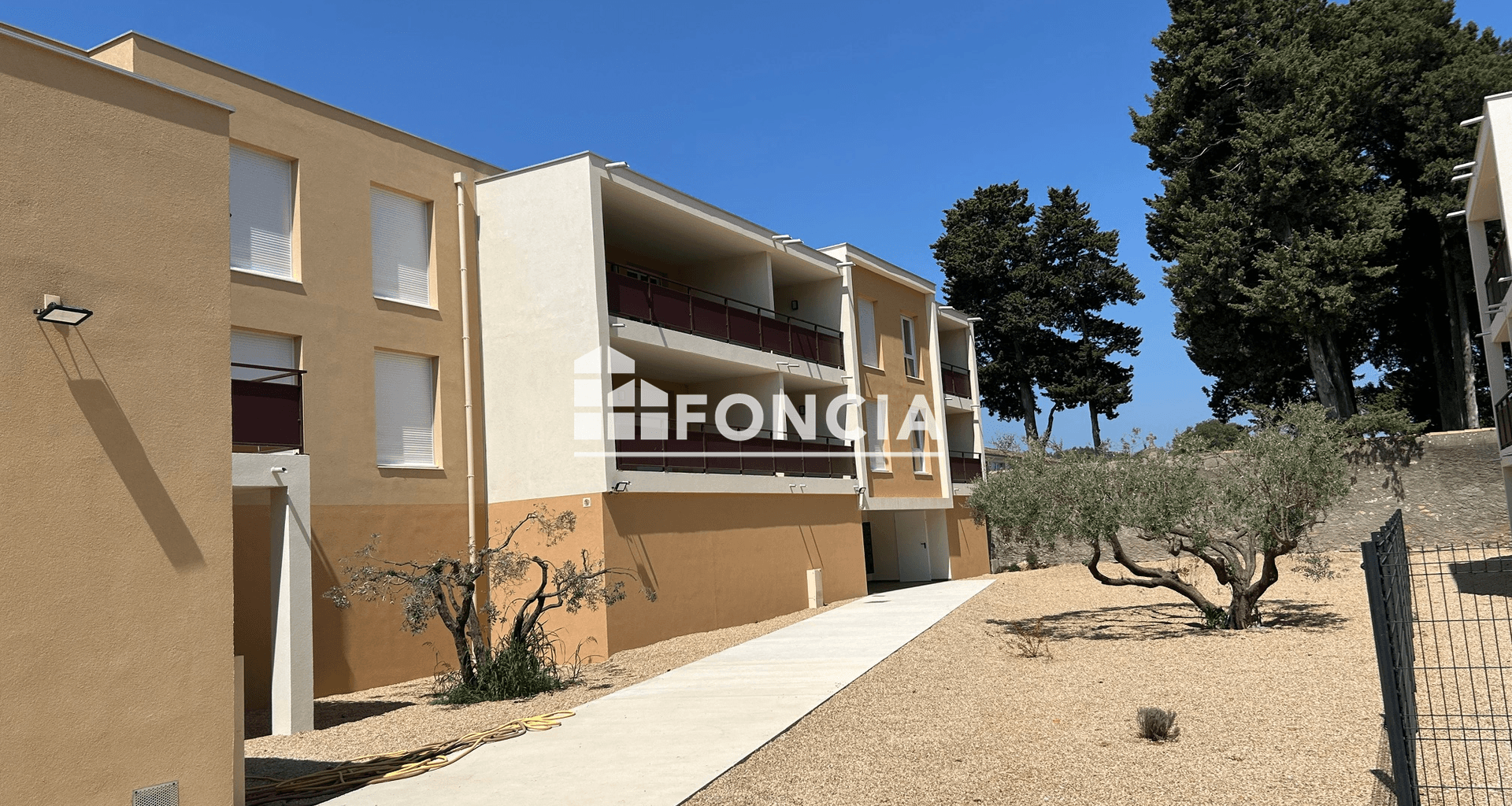 Appartement 2 pièces (51.7 m²) à louer - Bernis (30620)