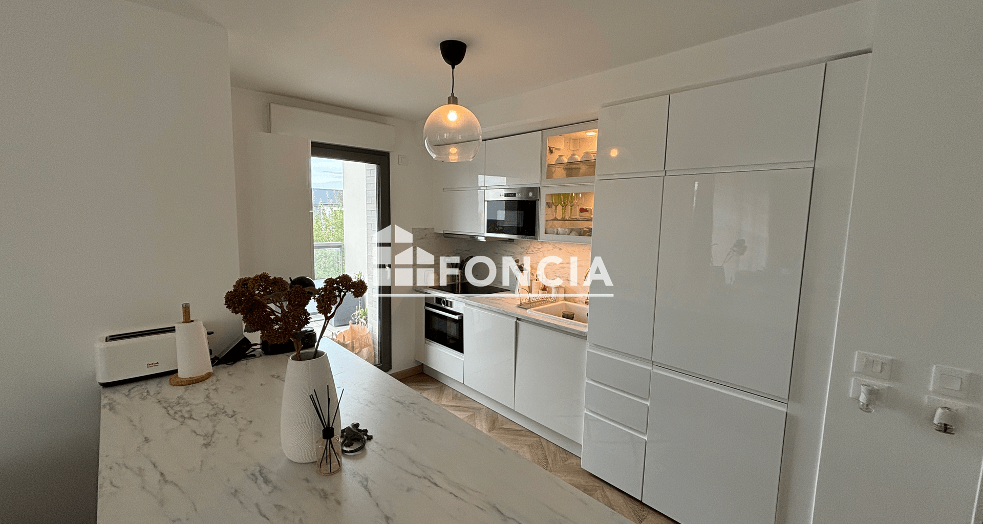 Appartement 4 pièces (79.7 m²) à louer - Saint-cyr-l'école (78210)