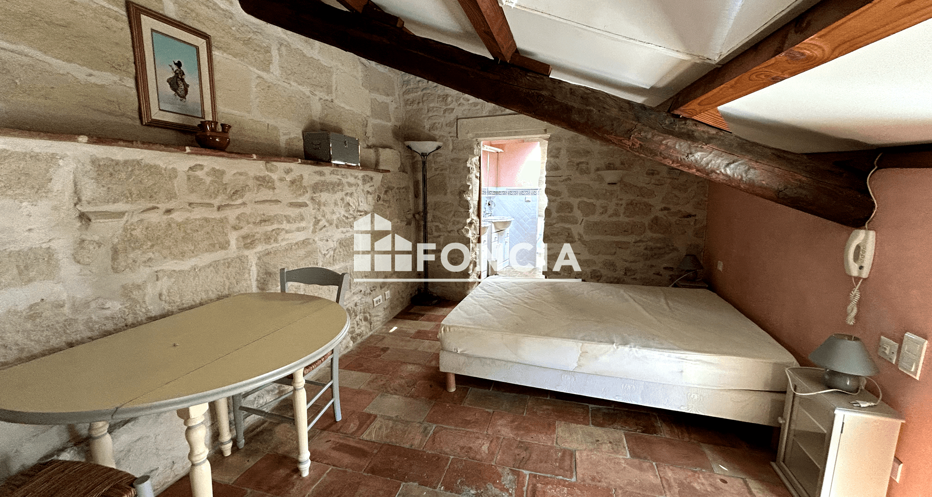 Maison 2 pièces (111 m²) à vendre - Uzès (30700)