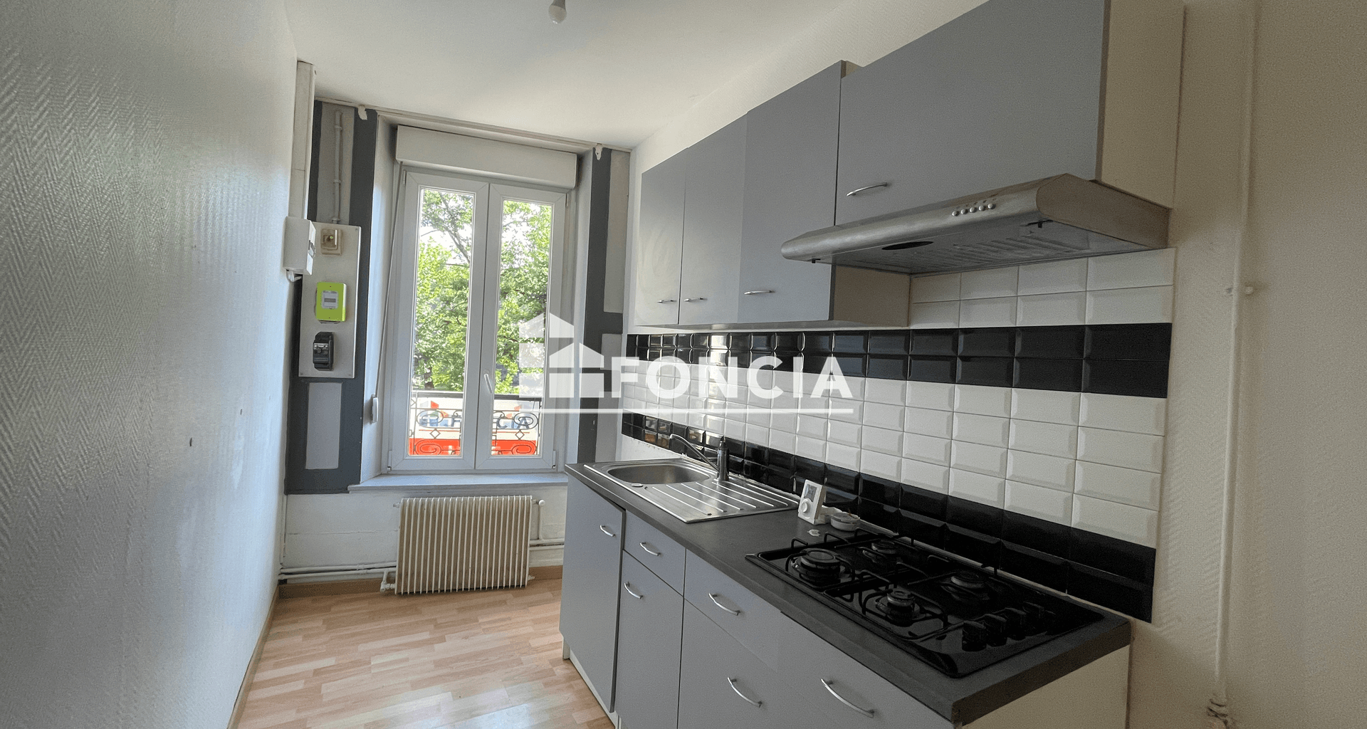 Appartement 3 pièces (64.4 m²) à louer - Charleville-mézières (08000)