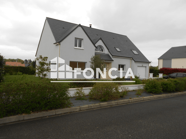 Maison 7 pièces (210.42 m²) à louer - Spay (72700)