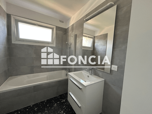 Appartement 3 pièces (72.3 m²) à louer - Le Cannet (06110)