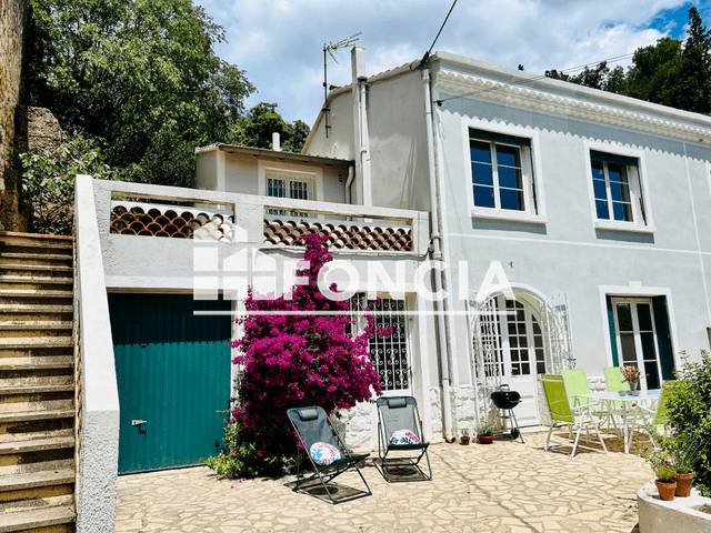 Maison 4 pièces (119.94 m²) à louer - Villeneuve Les Avignon (30400)