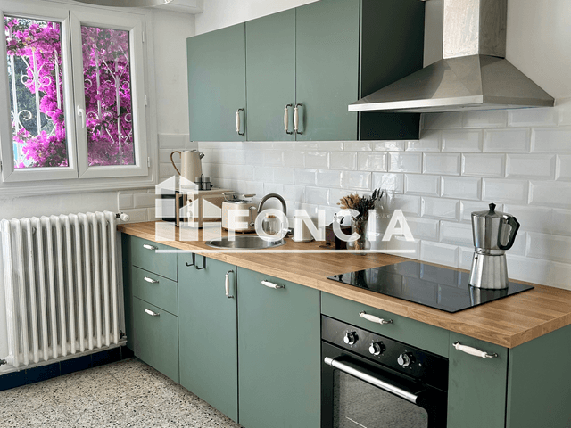 Maison 4 pièces (119.94 m²) à louer - Villeneuve Les Avignon (30400)