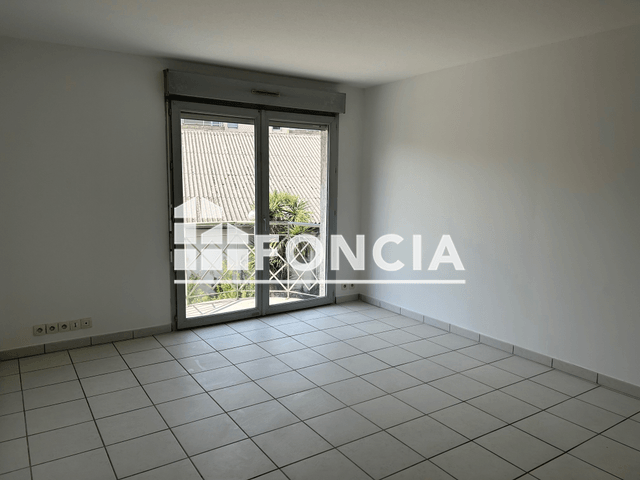 Appartement 2 pièces (53.82 m²) à louer - Tarbes (65000)