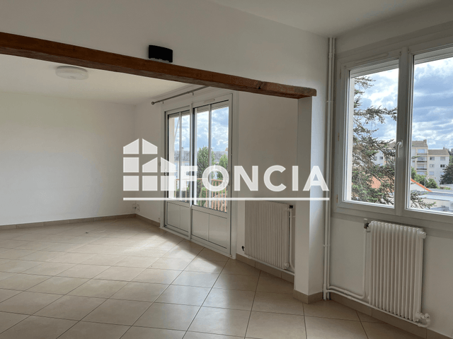 Appartement 4 pièces (72.42 m²) à louer - Cholet (49300)