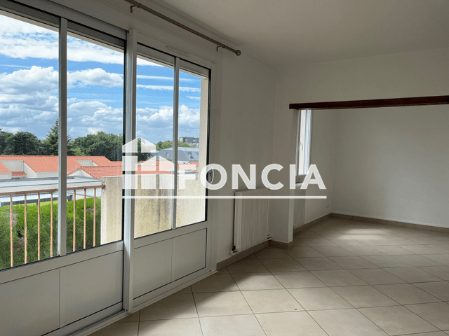 Appartement 4 pièces (72.42 m²) à louer - Cholet (49300)