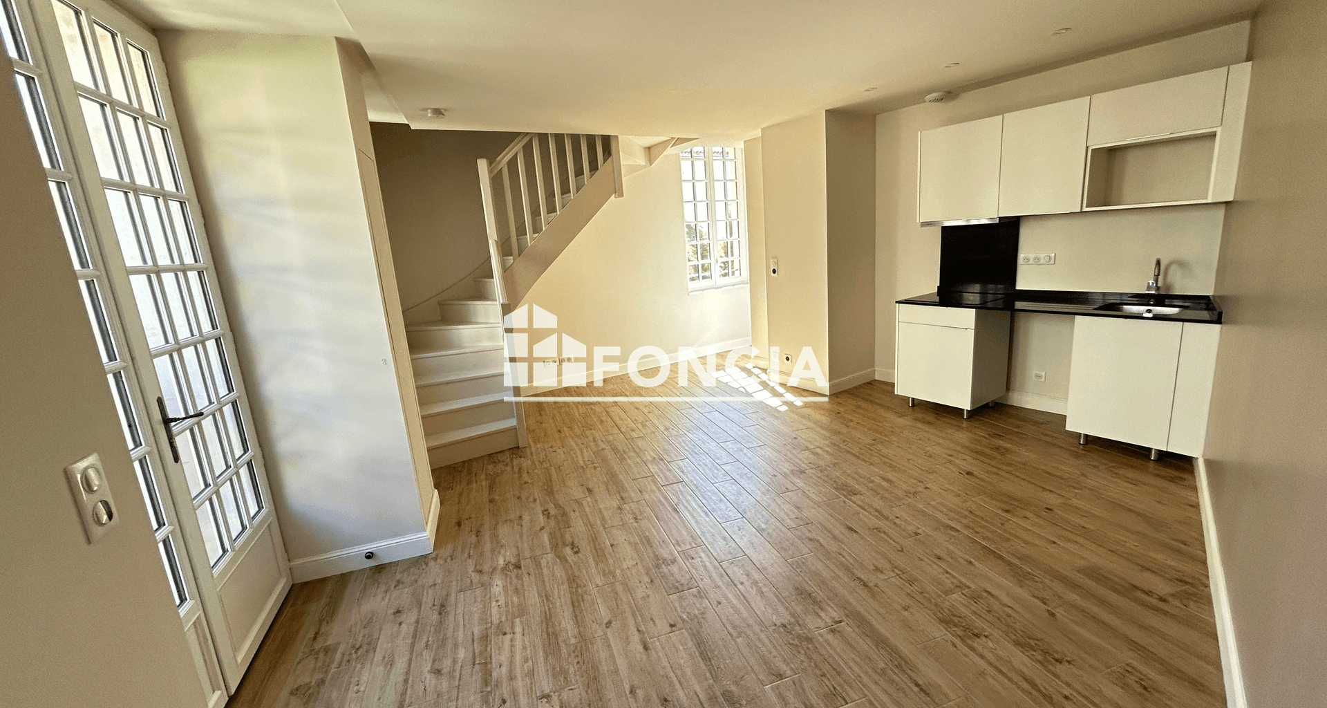 Appartement 3 pièces (49.98 m²) à louer - Saintes (17100)