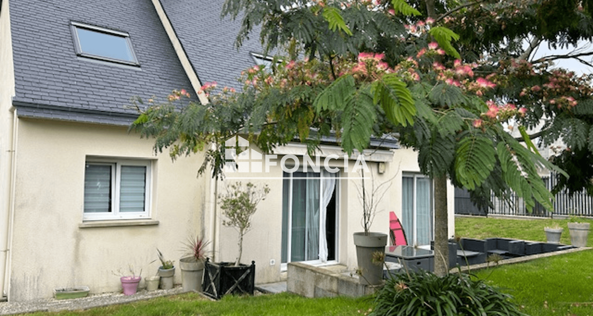 Maison 6 pièces (125.95 m²) à louer - Pluguffan (29700)
