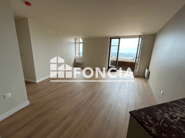 Appartement 3 pièces (63.8 m²) à louer - Angouleme (16000)