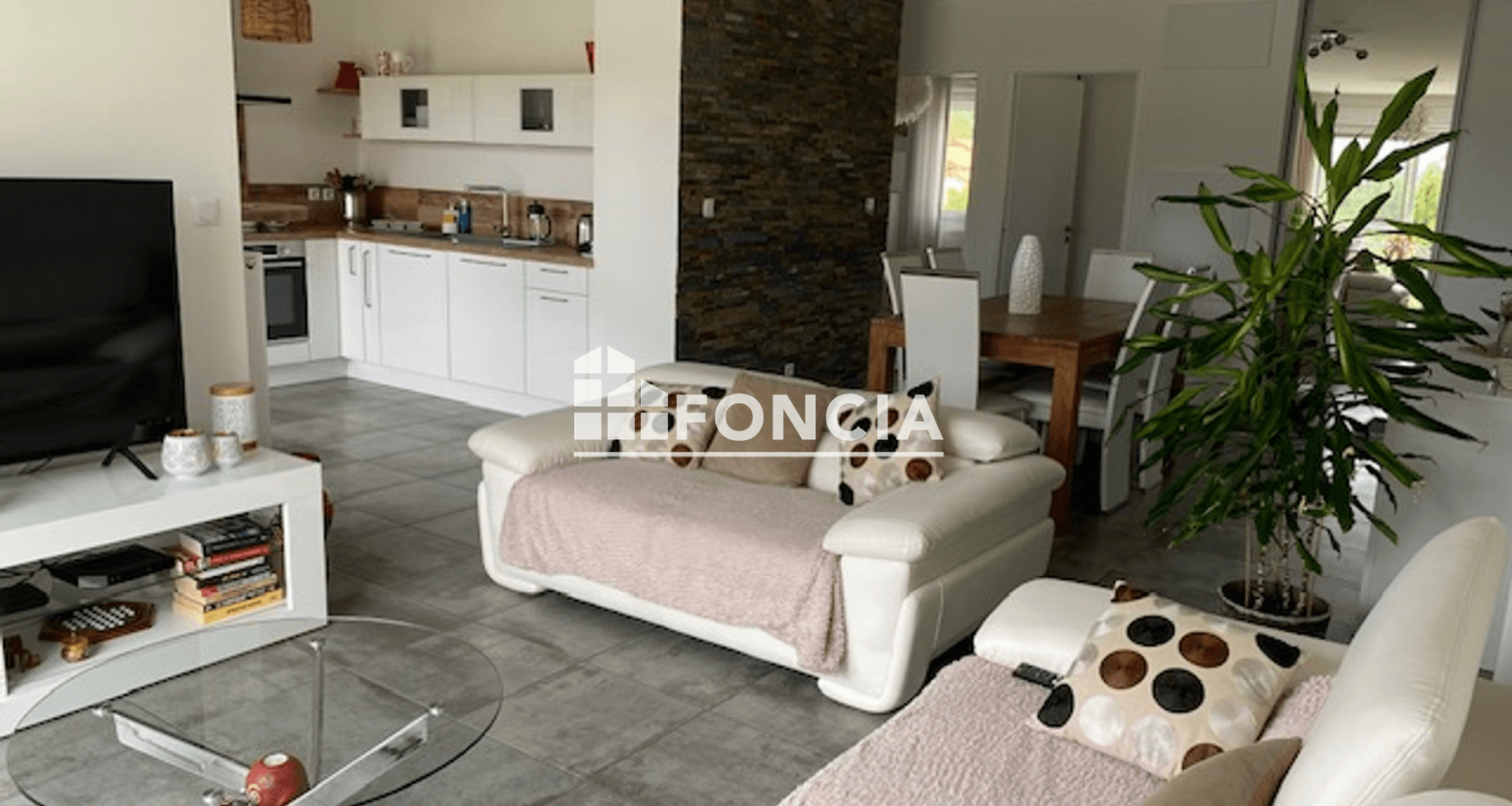 Appartement 3 pièces (70.37 m²) à louer - Bougé-chambalud (38150)