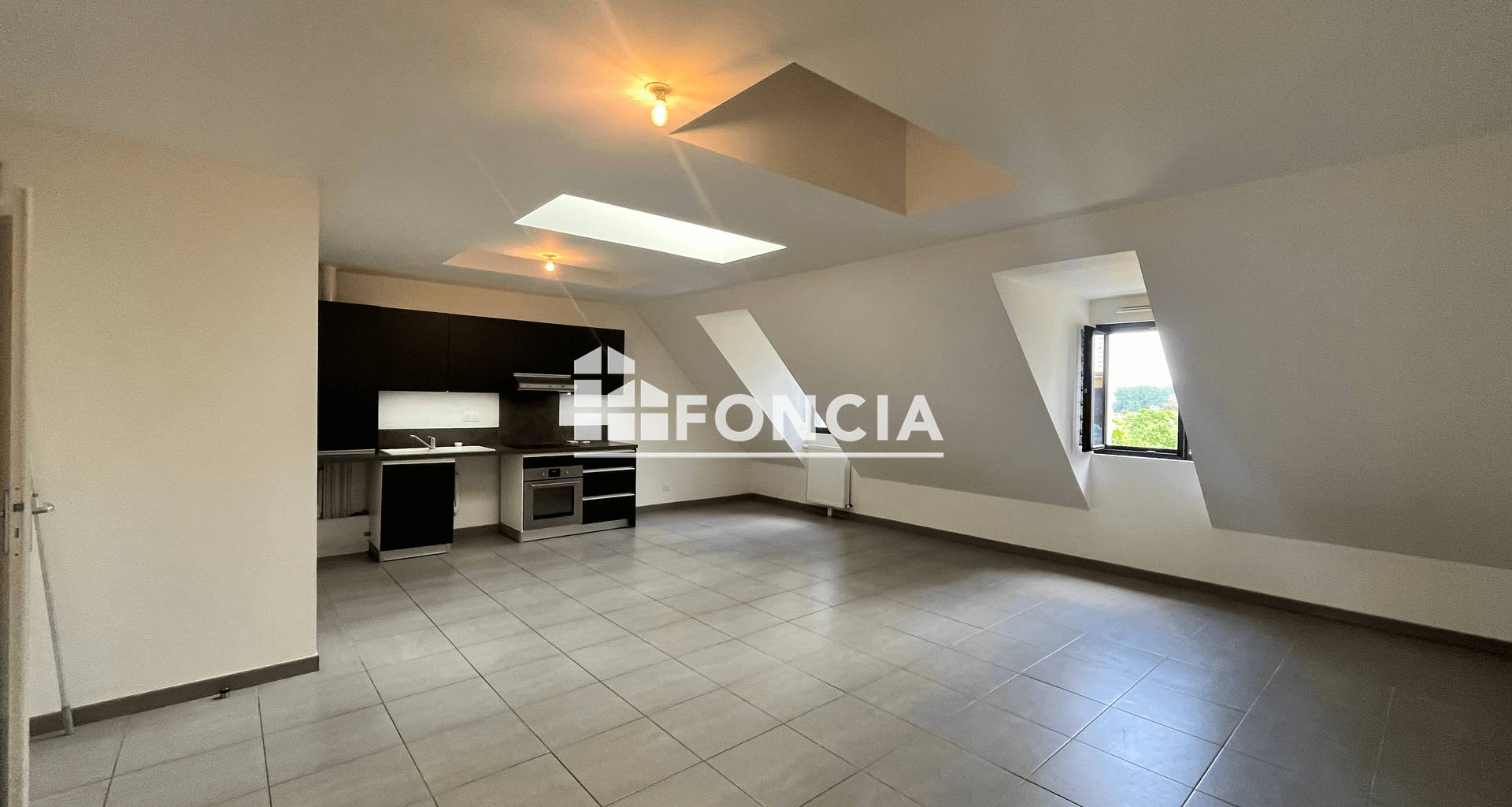 Appartement 3 pièces (65.8 m²) à louer - Honfleur (14600)