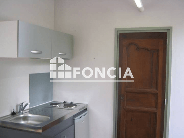 Studio (27.4 m²) à louer - Cambo Les Bains (64250)
