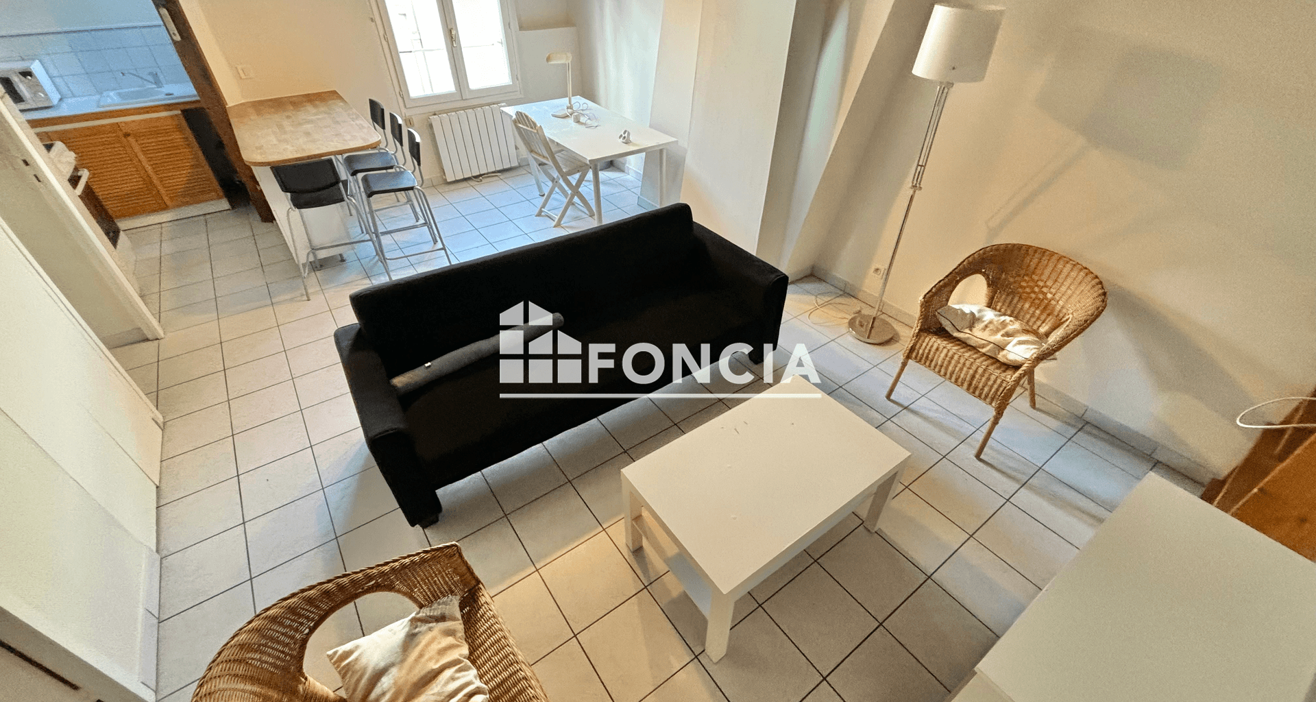 Appartement meublé 2 pièces (44.69 m²) à louer - Lyon 2ᵉ (69002)