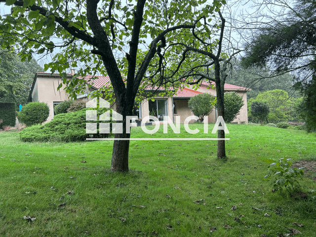 Maison 9 pièces (209.5 m²) à louer - Eaunes (31600)