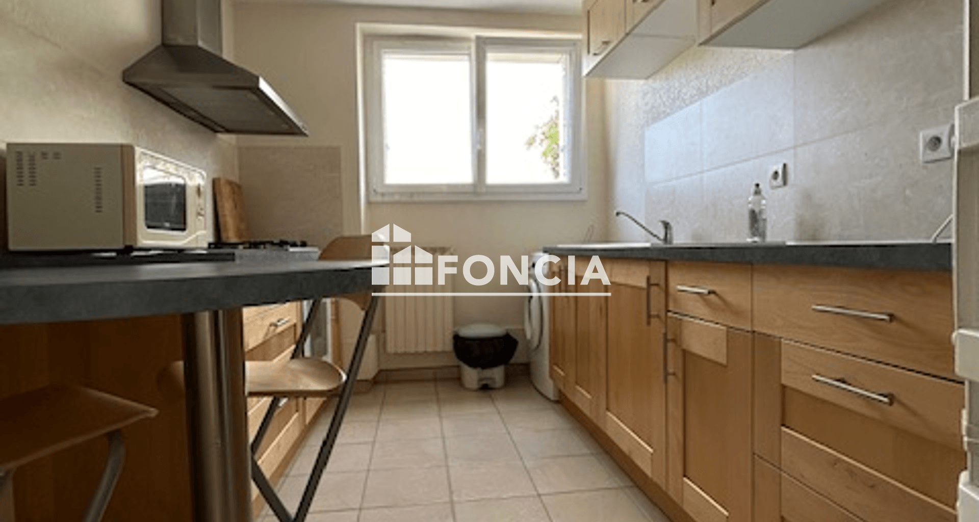 Appartement meublé 3 pièces (66.24 m²) à louer - Douarnenez (29100)
