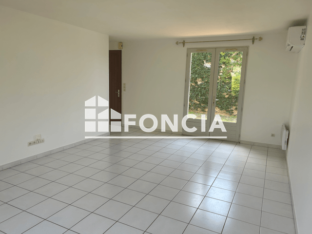 Maison 4 pièces (87.89 m²) à louer - L'isle-jourdain (32600)
