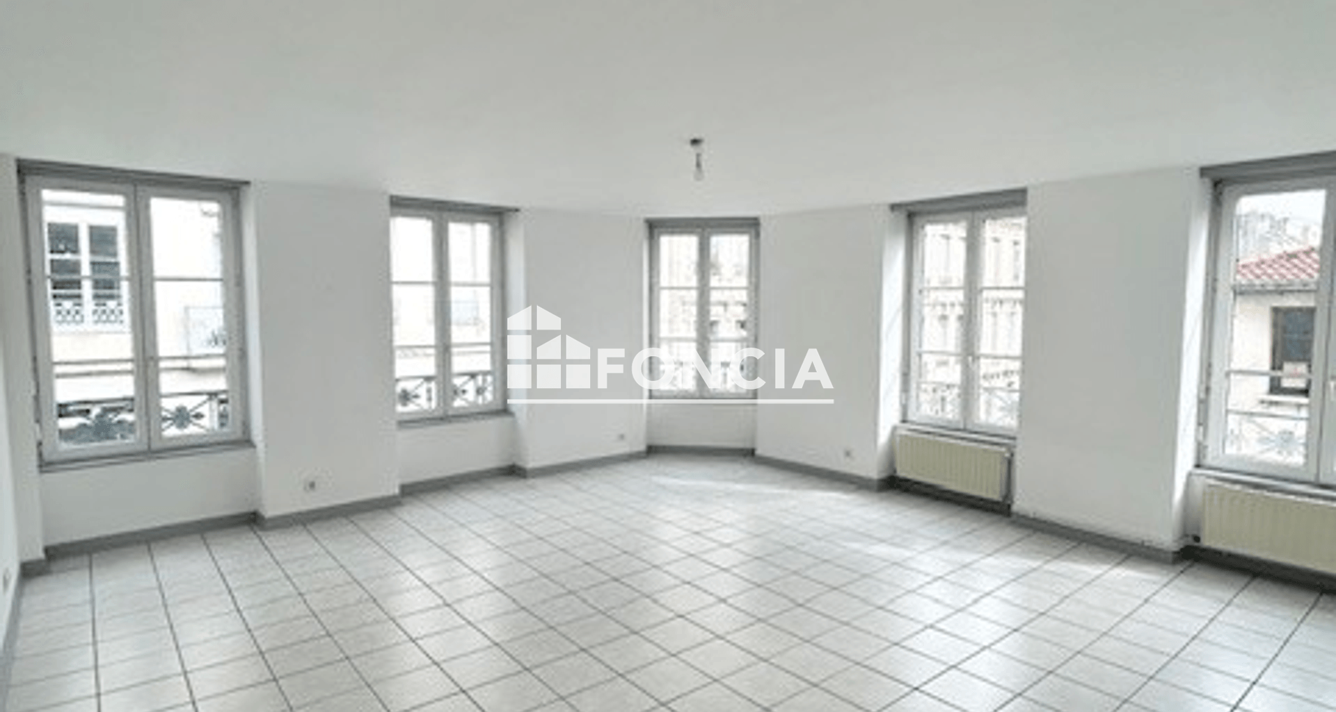 Appartement 4 pièces (103.16 m²) à louer - Saint-étienne (42000)
