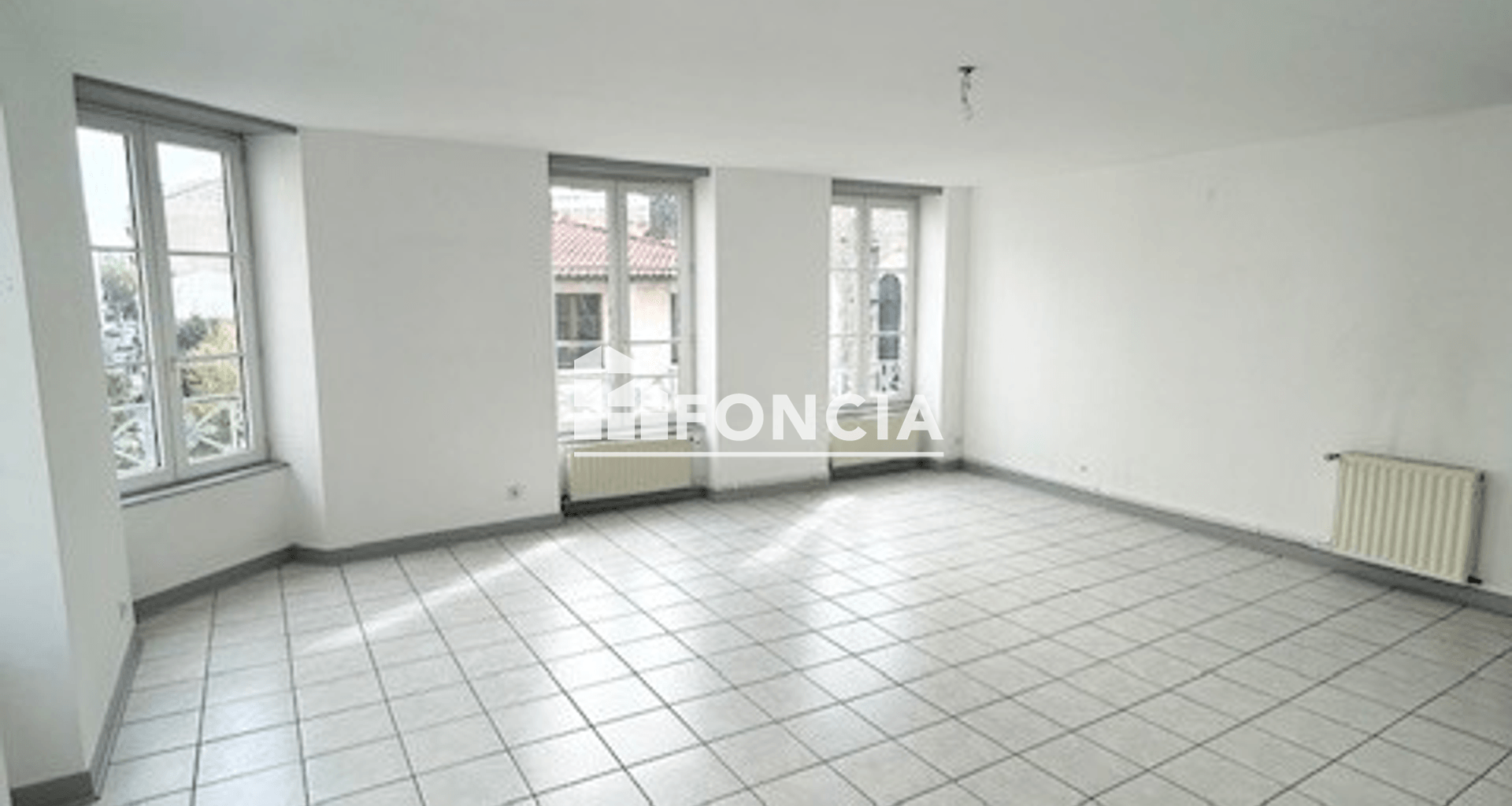 Appartement 4 pièces (103.16 m²) à louer - Saint-étienne (42000)