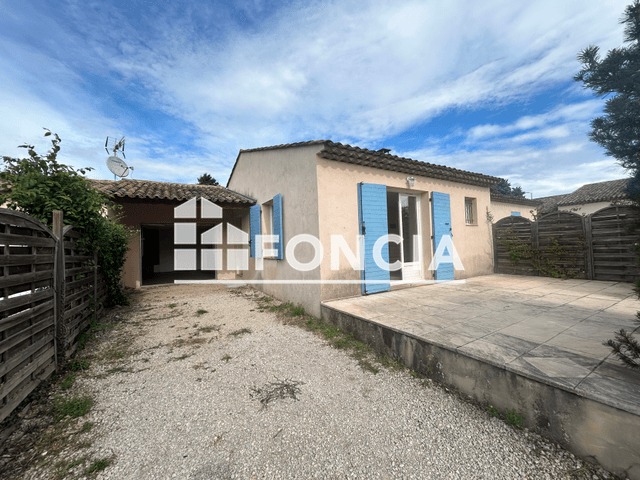 Maison 4 pièces (98.22 m²) à louer - Pierrevert (04860)