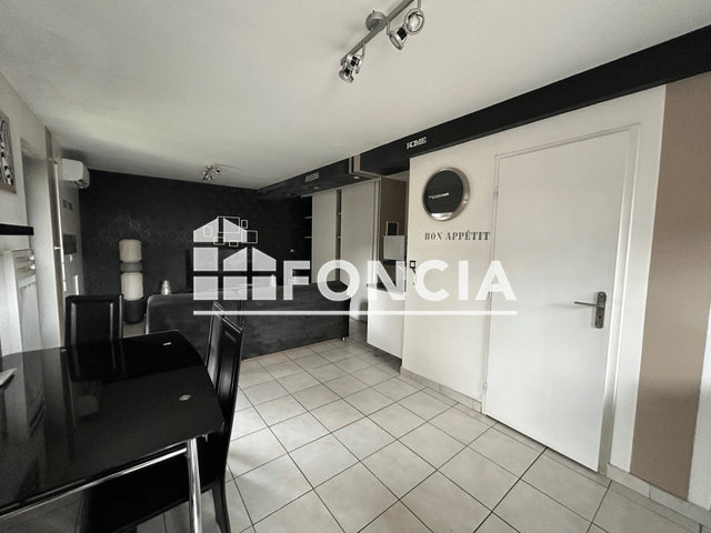 Studio meublé (33 m²) à louer - Saint Martin D Heres (38400)