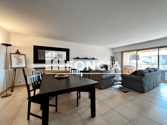 Appartement meublé 3 pièces (88.65 m²) à louer - Antibes (06600)