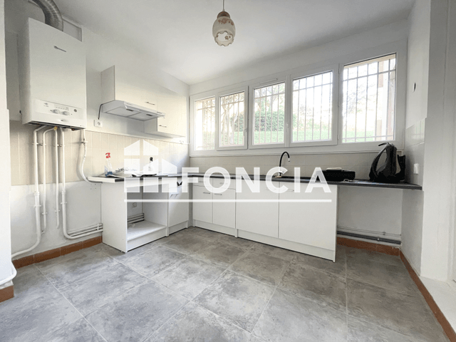 Appartement 3 pièces (73.74 m²) à louer - Istres (13800)