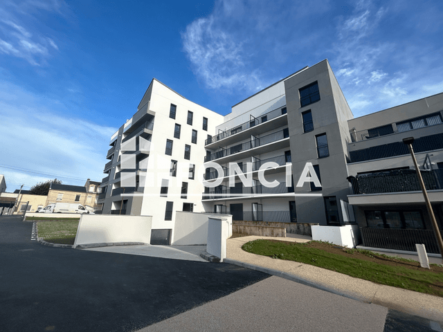 Appartement 4 pièces (92.07 m²) à louer - Caen (14000)