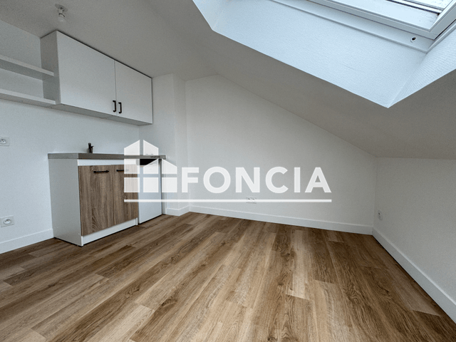 Appartement 2 pièces (13.61 m²) à louer - Le Mans (72000)