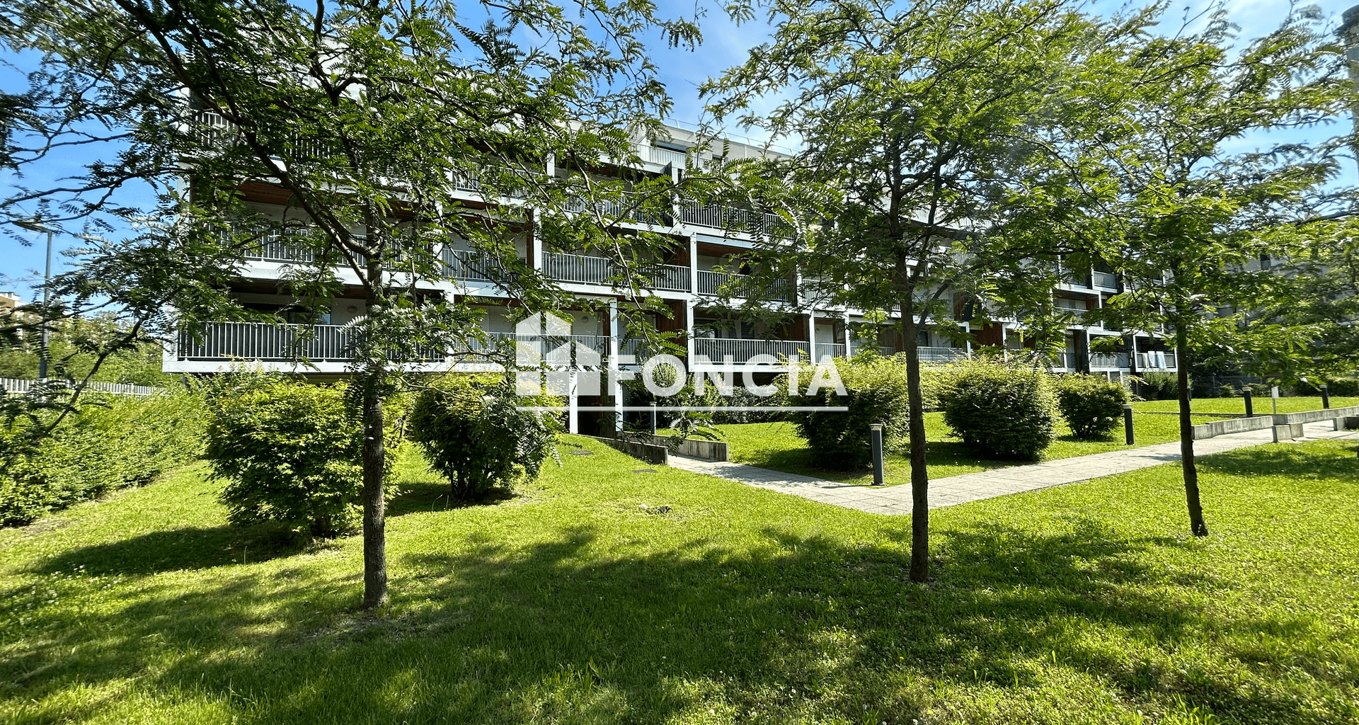 Appartement 4 pièces (98.07 m²) à louer - Grenoble (38100)