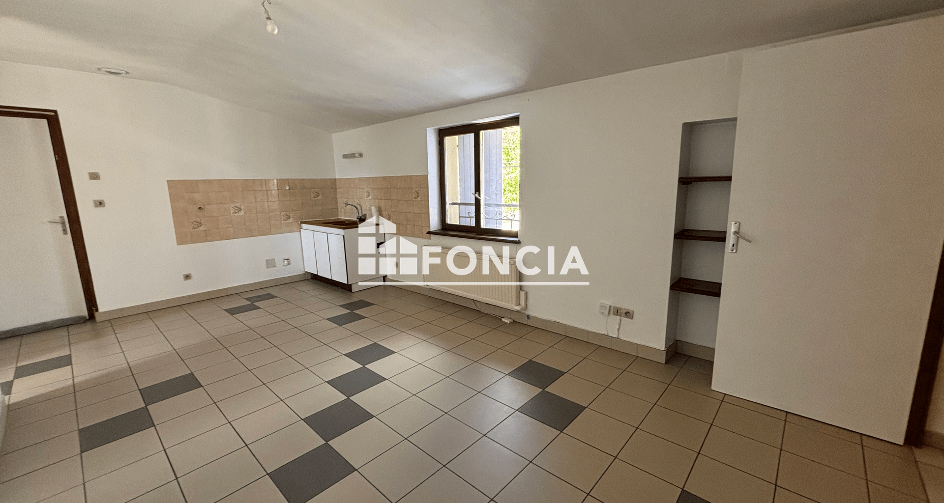 Appartement 4 pièces (81.77 m²) à louer - Reyrieux (01600)