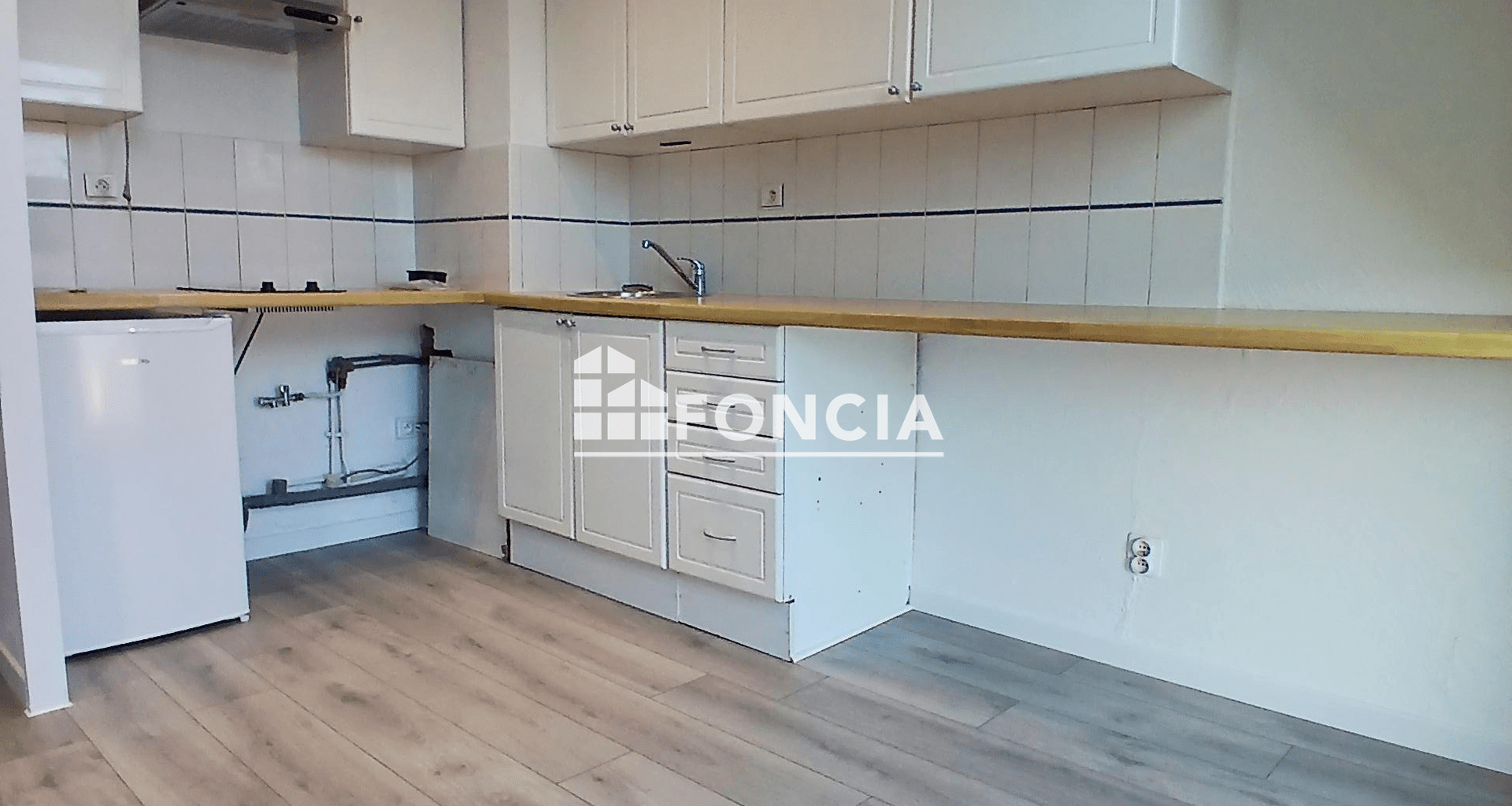 Studio (24 m²) à louer - Melun (77000)