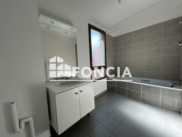Appartement 4 pièces (111.54 m²) à louer - Toulon (83000)