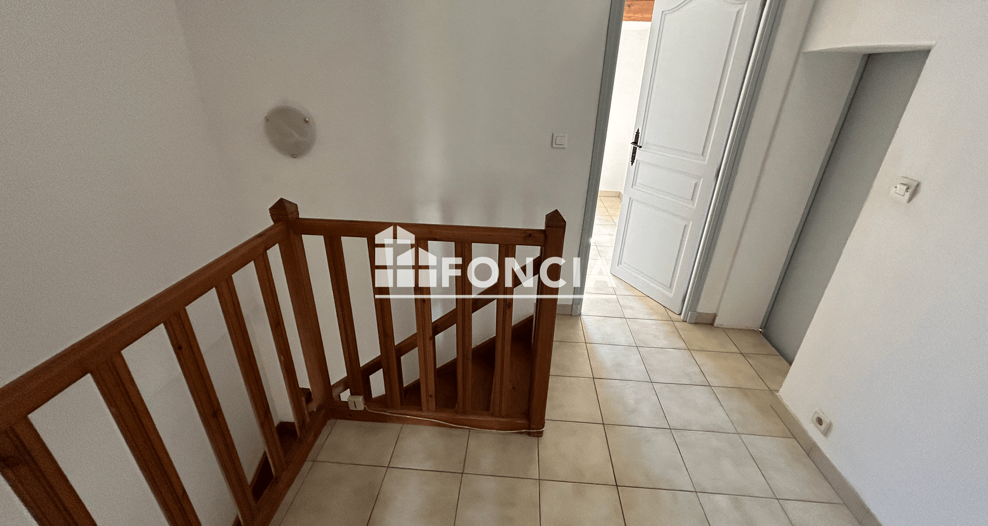 Maison 4 pièces (93.6 m²) à louer - Le Beausset (83330)