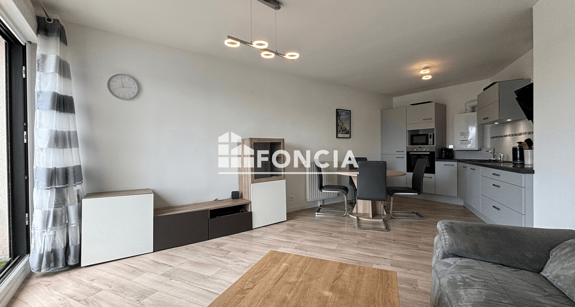 Appartement meublé 2 pièces (48.78 m²) à louer - Saint-nazaire (44600)