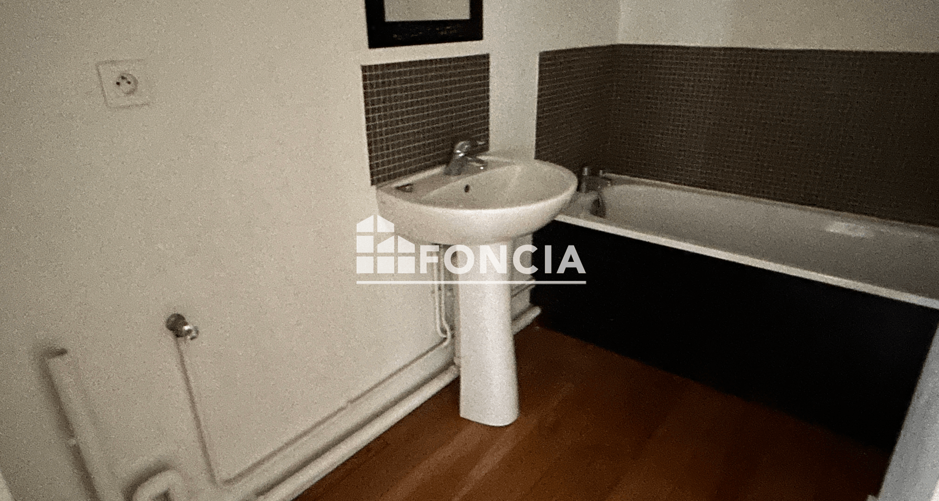 Appartement 3 pièces (95.45 m²) à louer - Lille (59000)