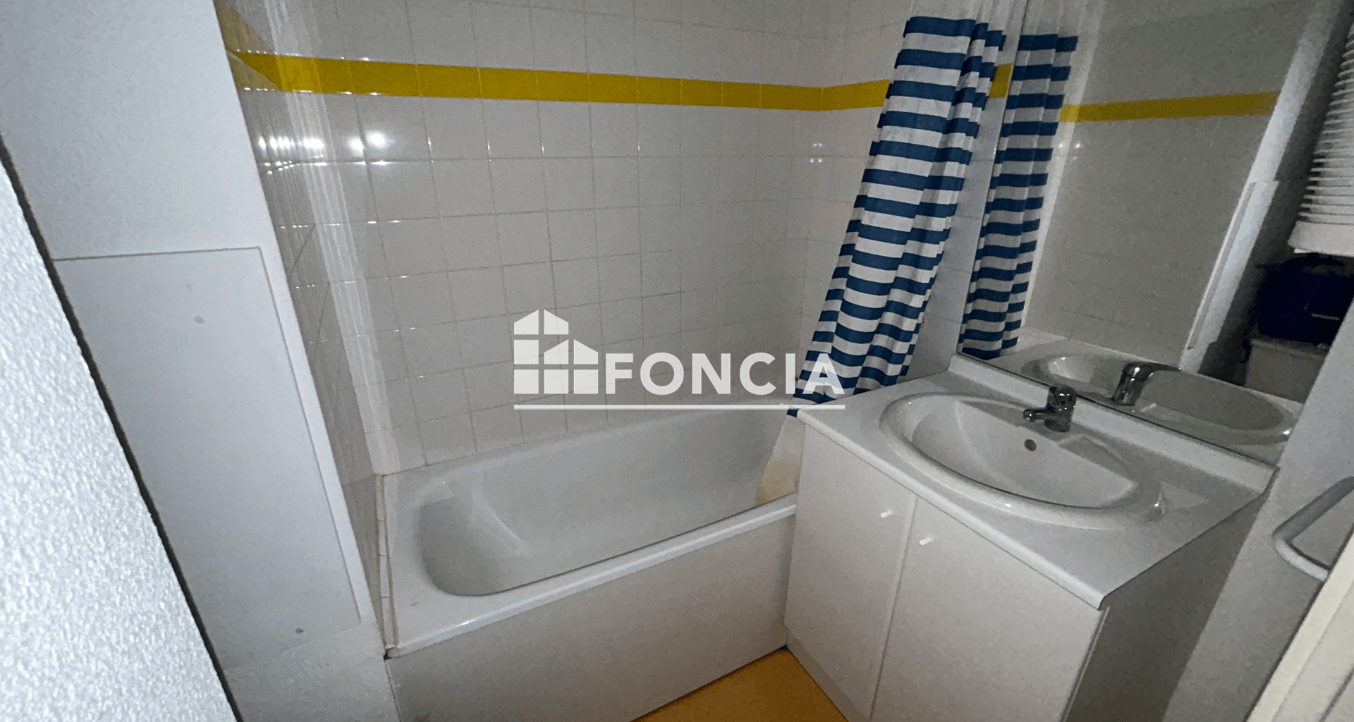 Studio meublé (17.99 m²) à louer - Valence (26000)