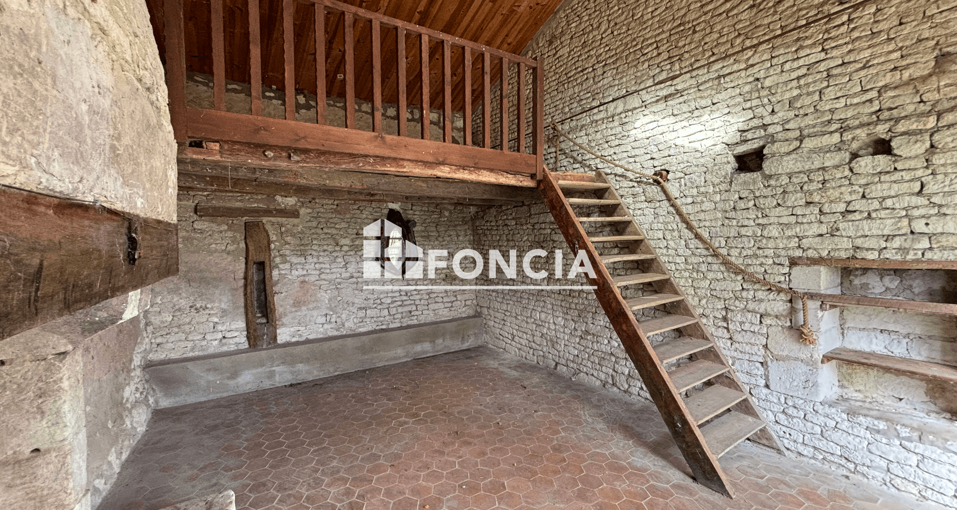 Maison 3 pièces (70 m²) à vendre - Sossais (86230)
