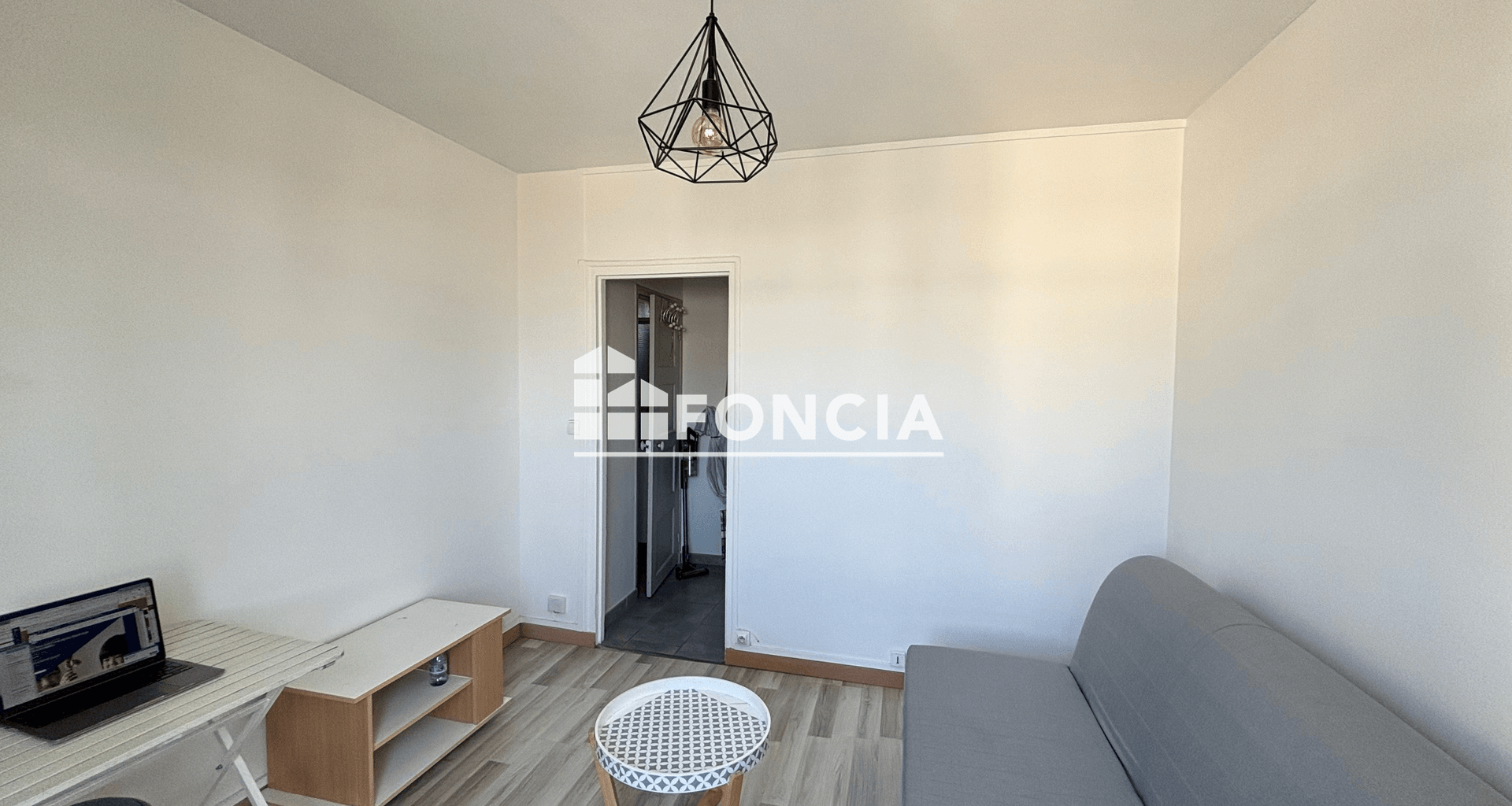 Studio meublé (20.77 m²) à louer - Colombes (92700)